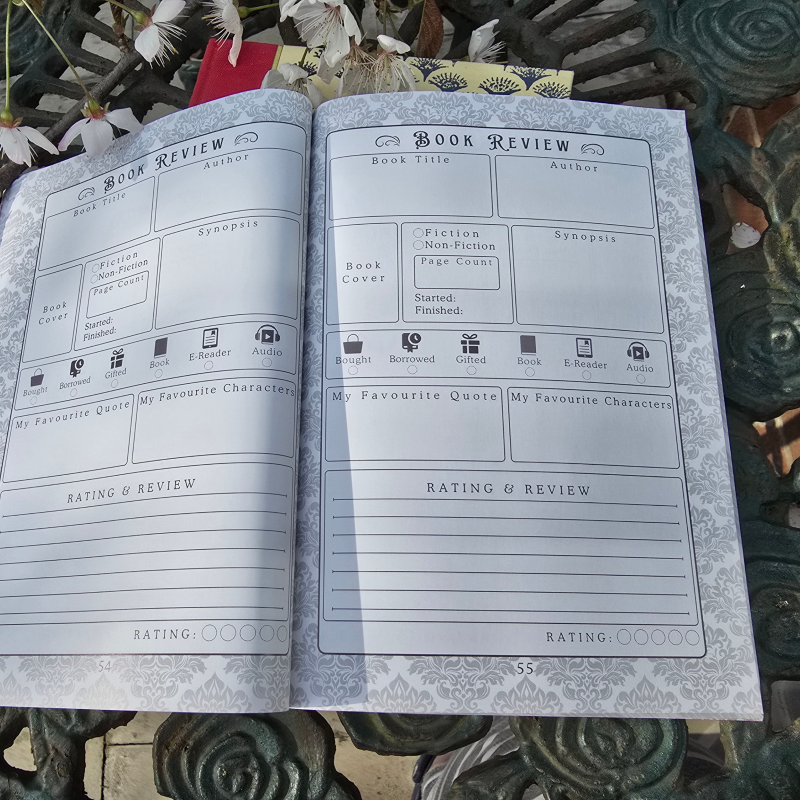 Smut & Spice Reading Journal: A5 – 120 Pages + Free Bookmark