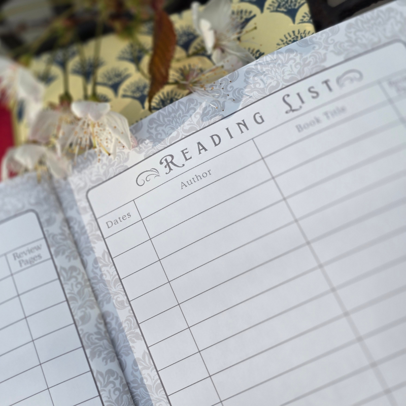 Smut & Spice Reading Journal: A5 – 120 Pages + Free Bookmark