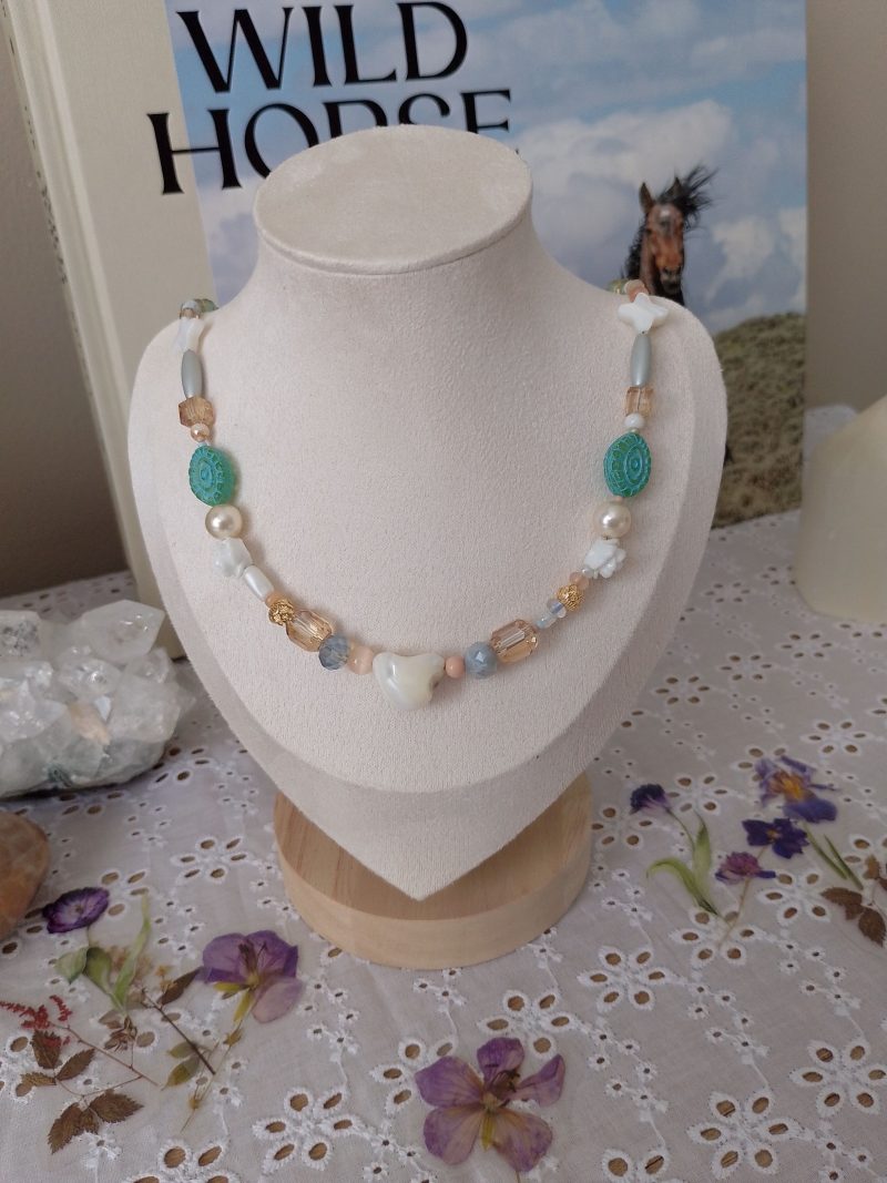 Shell Pearl Necklace