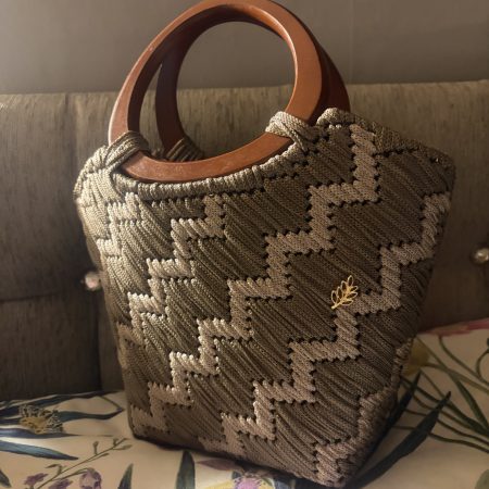 Handmade bag with wooden handles
