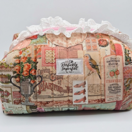 Cosmetics/ toiletry Pouch