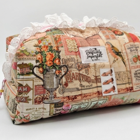 Cosmetics/ toiletry Pouch