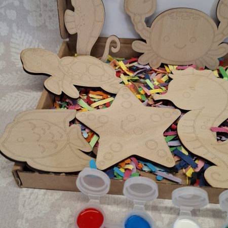 Paint your Own Sea Animals, Wooden Figures, Complete Set including Brushes and Paints