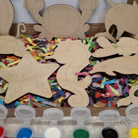 Paint your Own Sea Animals, Wooden Figures, Complete Set including Brushes and Paints
