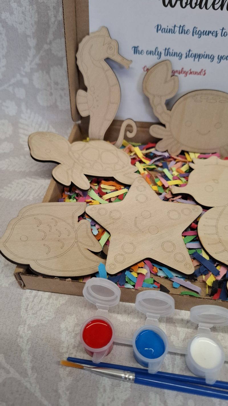 Paint your Own Sea Animals, Wooden Figures, Complete Set including Brushes and Paints