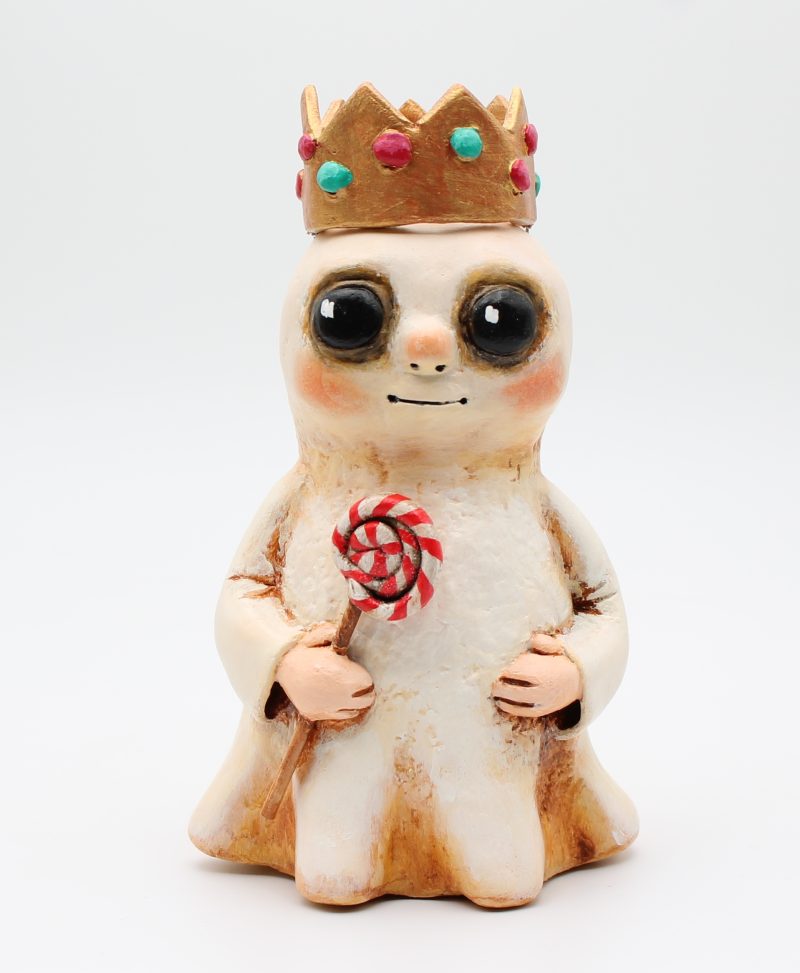 Handmade Sweetheart Ghost No. 2 Halloween Figure, Paper Clay, 17cm