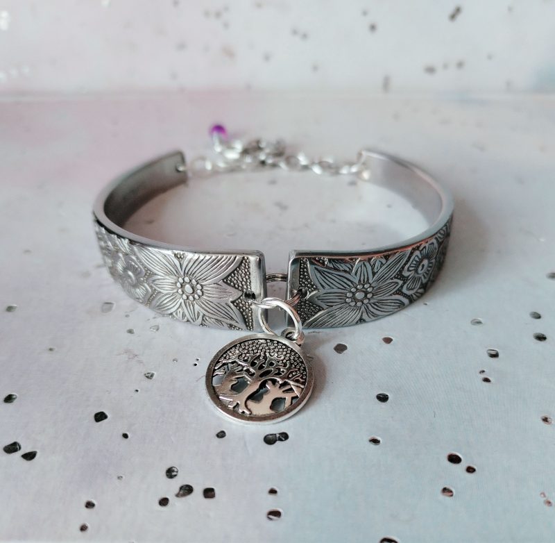 Stainless Steel Spoon Handle Bracelet, Tree of Life Charm, Upcycled Spoon Jewelry, Eco-Friendly Gift for Her, Silver Spoon Bangle