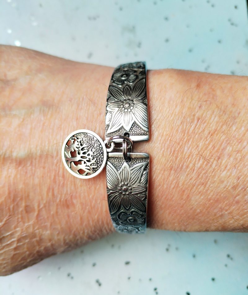 Stainless Steel Spoon Handle Bracelet, Tree of Life Charm, Upcycled Spoon Jewelry, Eco-Friendly Gift for Her, Silver Spoon Bangle