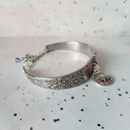 Stainless Steel Spoon Handle Bracelet, Tree of Life Charm, Upcycled Spoon Jewelry, Eco-Friendly Gift for Her, Silver Spoon Bangle