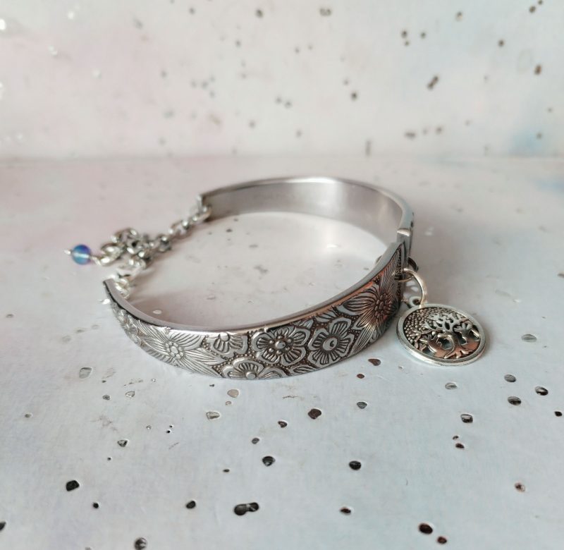Stainless Steel Spoon Handle Bracelet, Tree of Life Charm, Upcycled Spoon Jewelry, Eco-Friendly Gift for Her, Silver Spoon Bangle