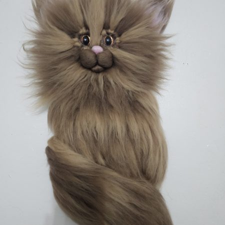 Macrame cat in two shades of brown