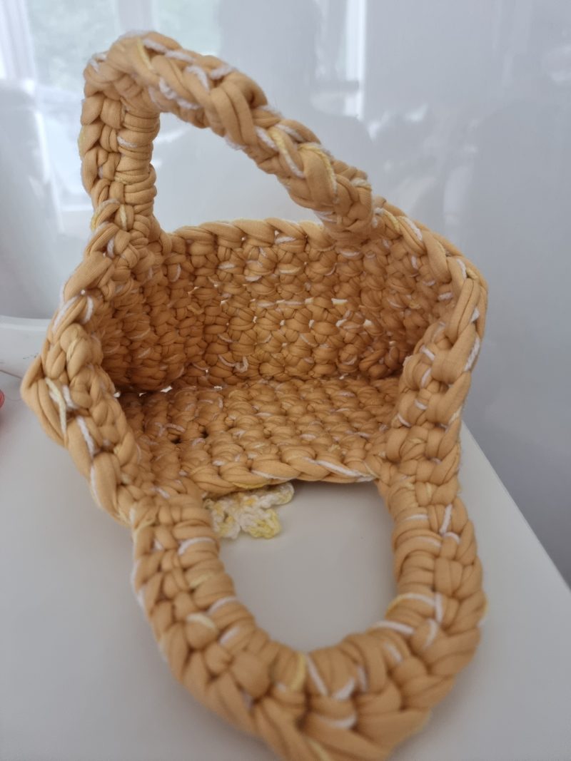 Crochet handbag in Sand colour with detachable tassle keyring