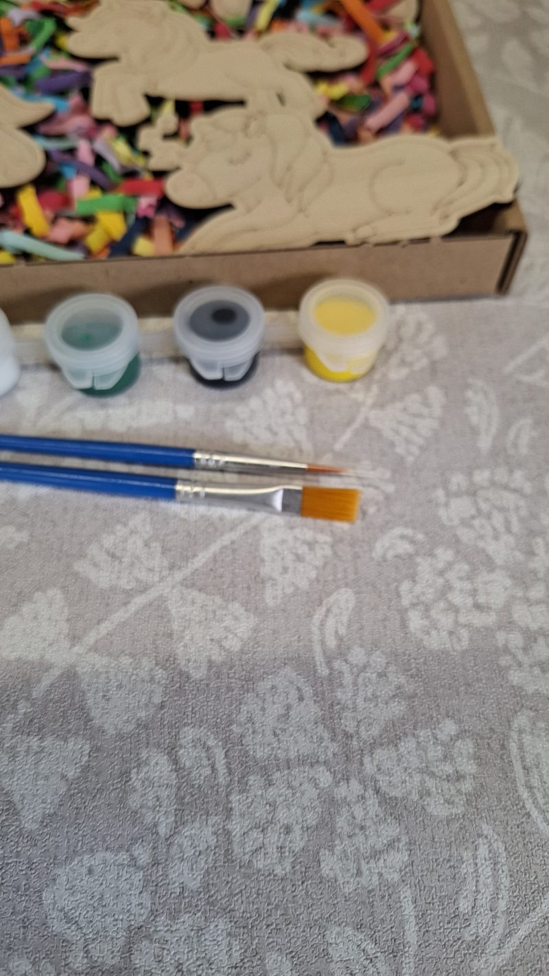 Paint your Own Unicorns, Wooden Figures, Complete Set including Brushes and Paints