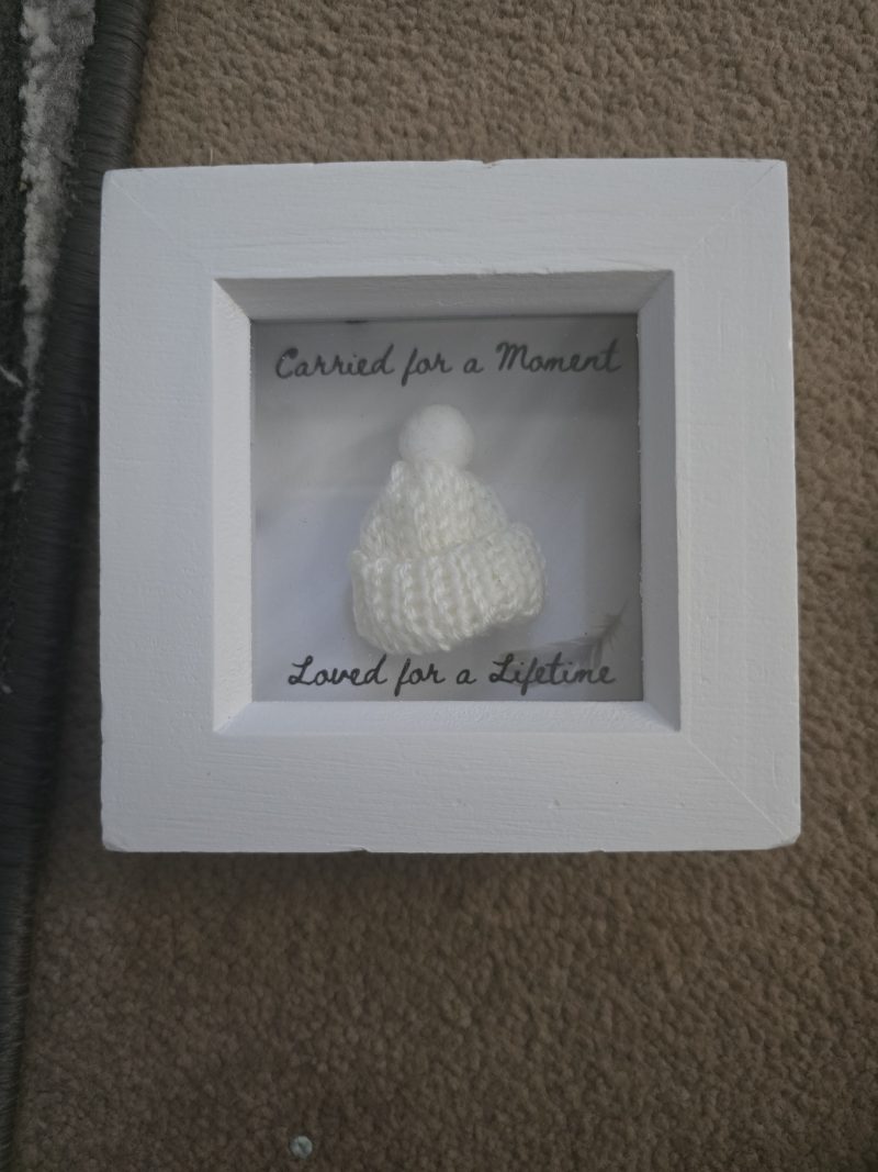 Rememberence White wooden frame