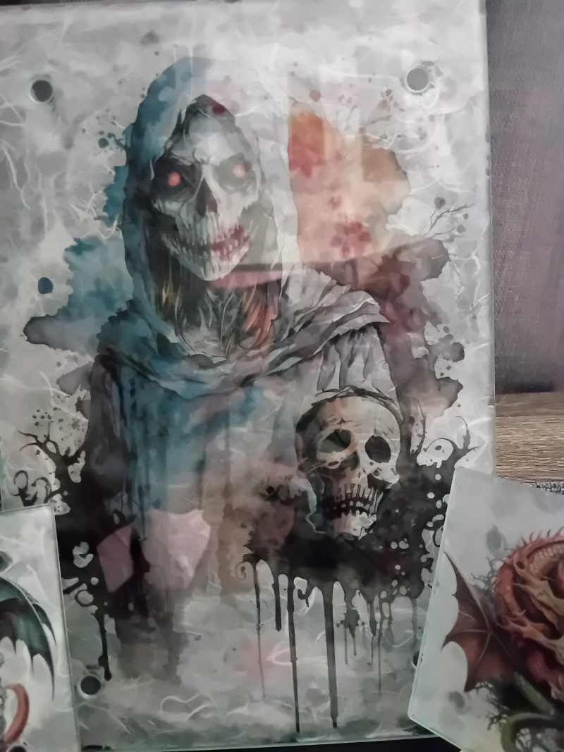 Goth/skull Glass Chopping Board and 2 Coasters