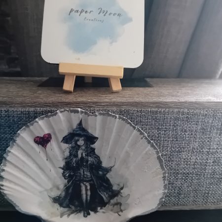 Shell trinket Dish - Witch