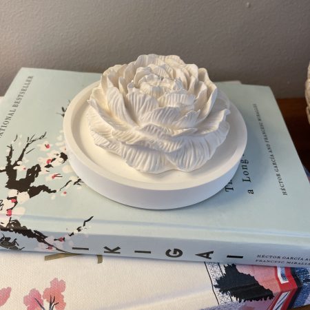 Scented peony eco-resin aroma stone passive diffuser on coaster