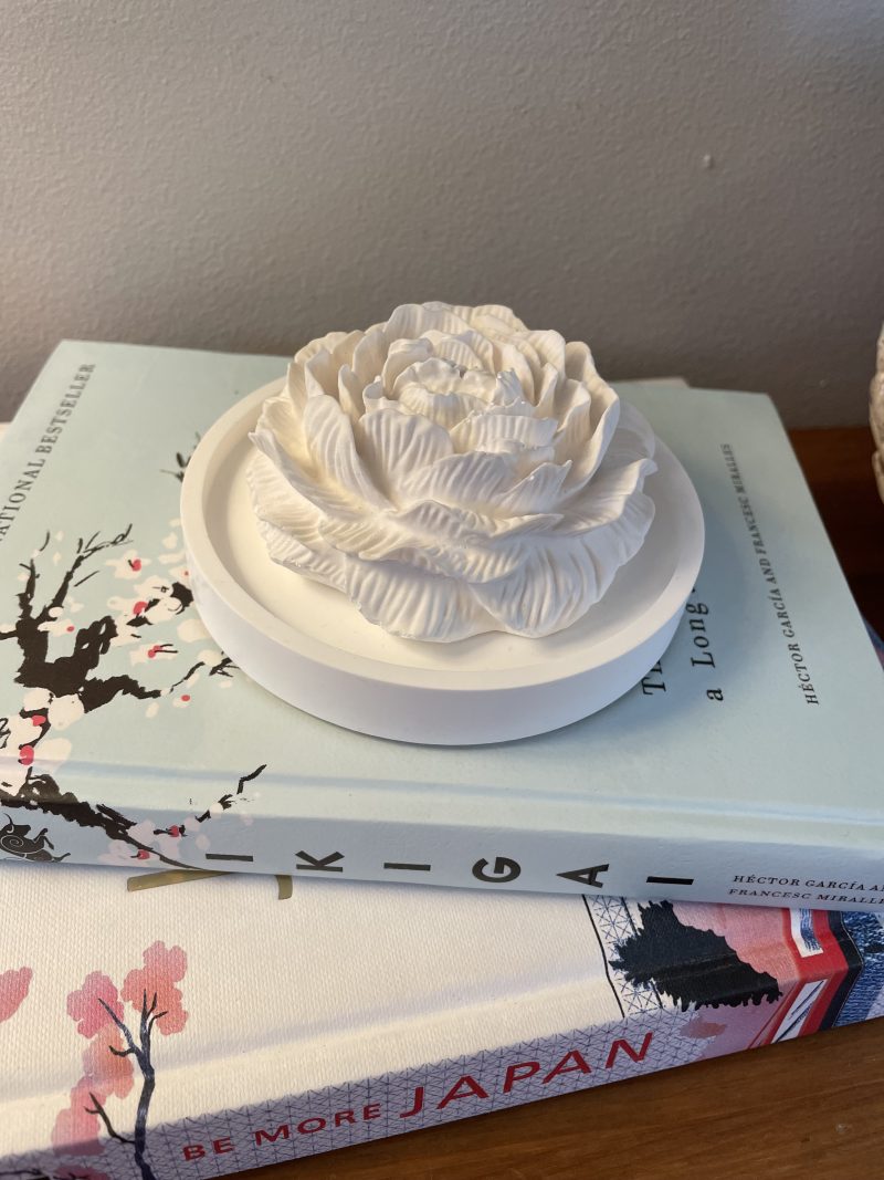 Scented peony eco-resin aroma stone passive diffuser on coaster