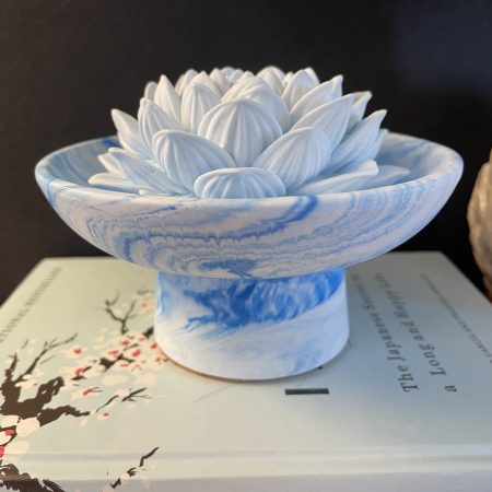 Aromastone lotus passive diffuser on pedestal dish
