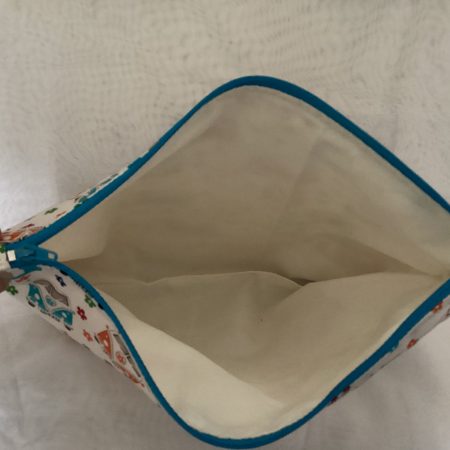 Medium Size Fabric Lined Caravan/Campervan Themed Zipped Purse/Make Up Bag/Pouch