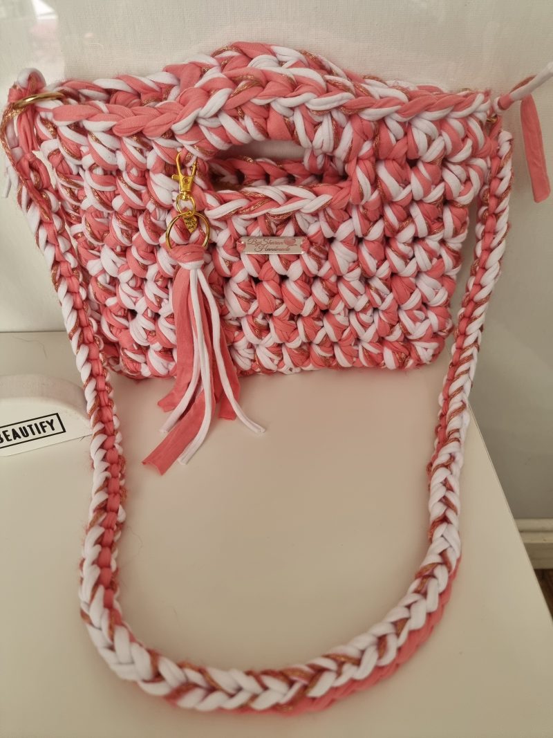 Crochet handbag in Pink, White & Gold with detachable tassle keyring