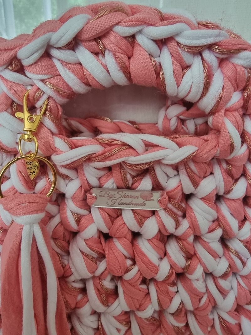 Crochet handbag in Pink, White & Gold with detachable tassle keyring