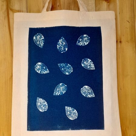 Leaf design cyanotype small tote bag