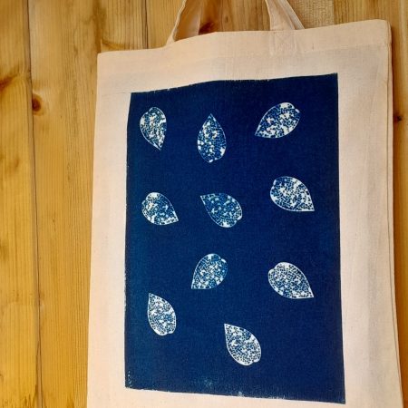 Leaf design cyanotype small tote bag