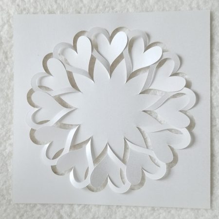Delicate Paper Lace Hearts Circle