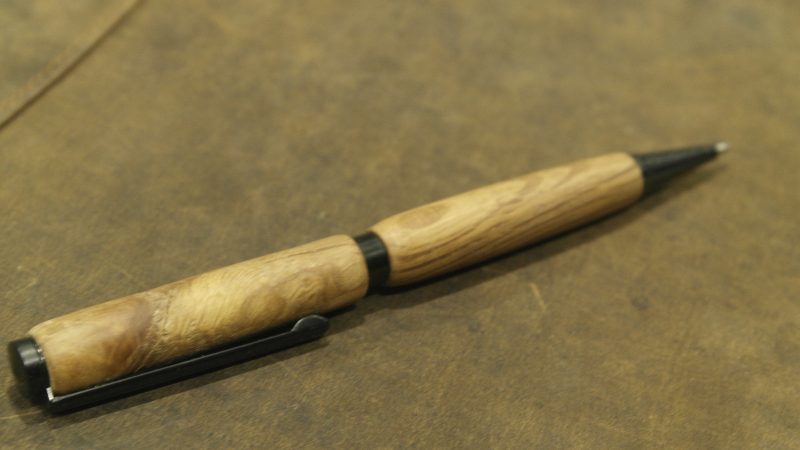 Handmade Oak Burl Pen