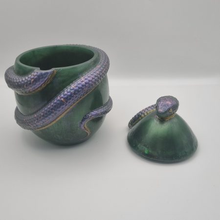 Snake egg pot