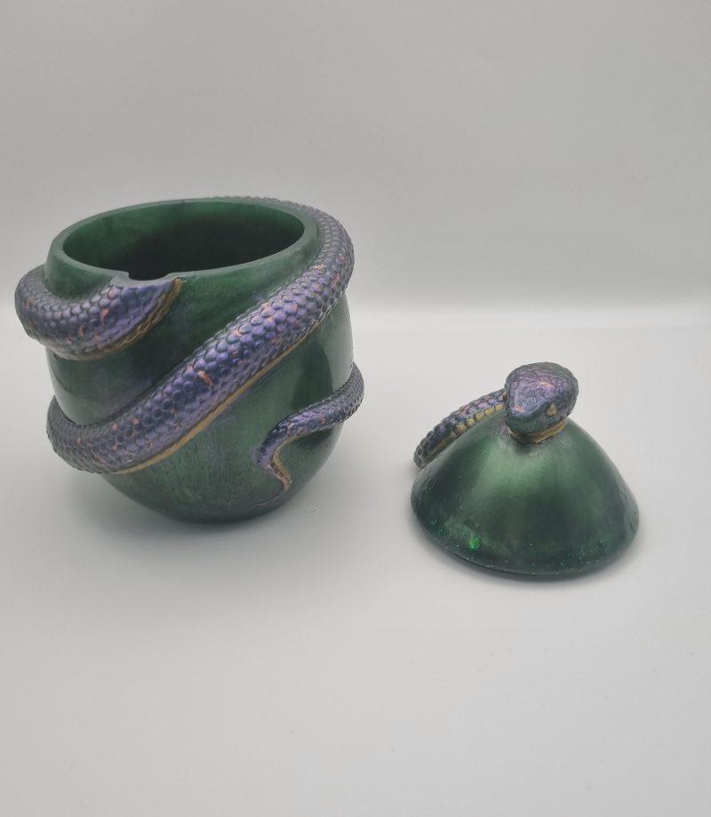 Snake egg pot