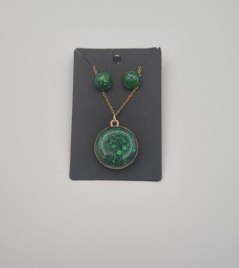 Emerald jewellery set