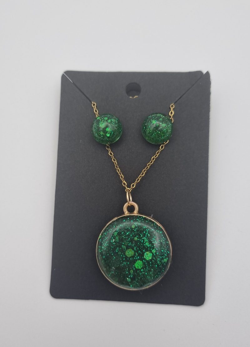 Emerald jewellery set