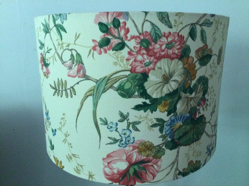 Country Cottage – Drum Shade 30cm diameter x 20cm high. Free delivery