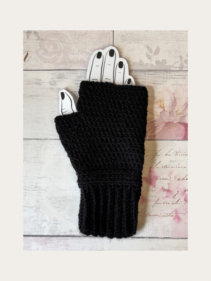 Crocheted Fingerless Gloves / Mittens