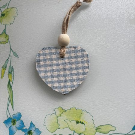 Blue / white chequered heart