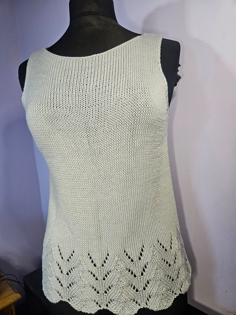 Handknitted summer top.