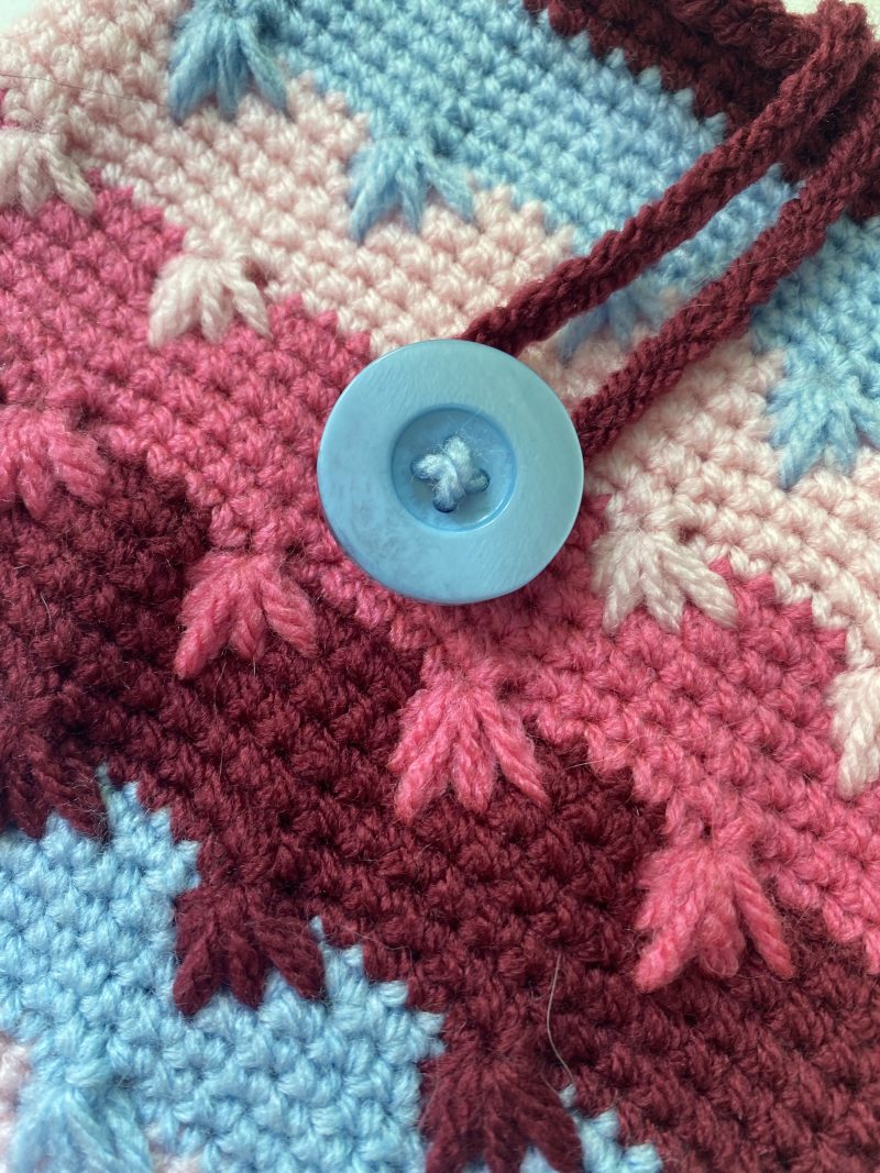 Crochet book sleeve