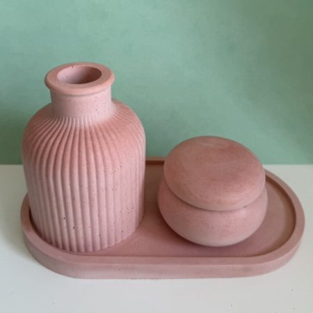 Trinket tray, Lidded pot and vase
