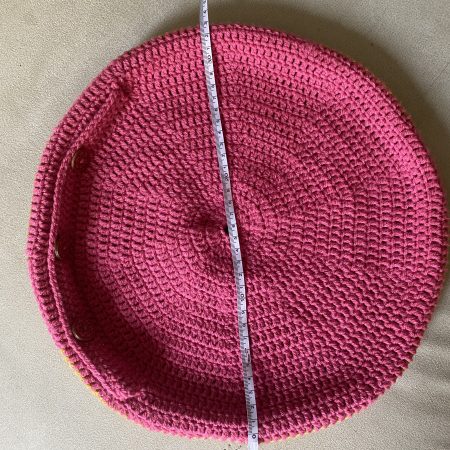 Crochet round removable cushion cover