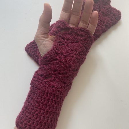 Crochet hand warmers/fingerless gloves