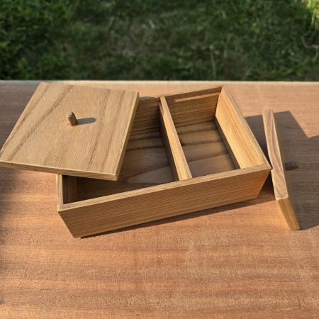 Elm keepsake box