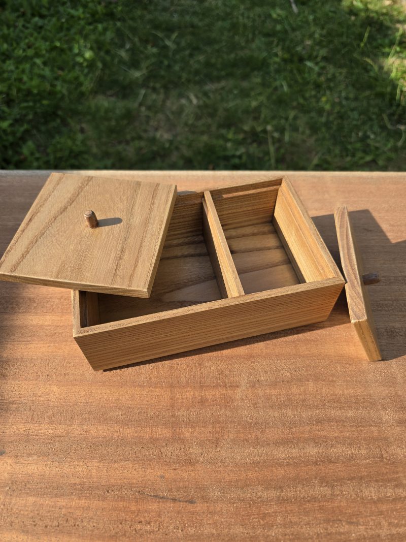 Elm keepsake box