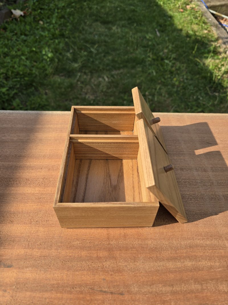 Elm keepsake box