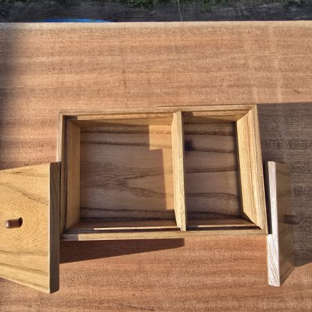 Elm keepsake box