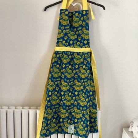 Classic Medium/Large Apron Handcrafted From Van Gogh’s Sunflowers Licensed Fabric