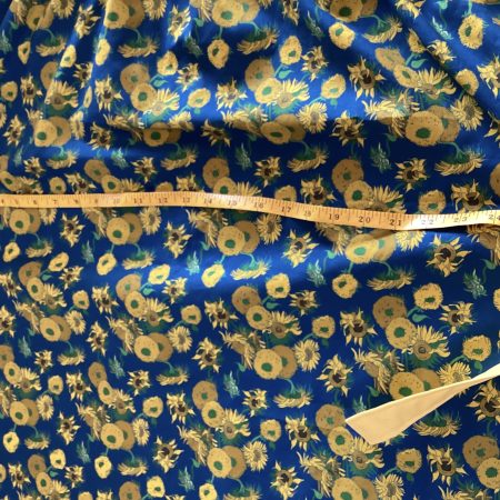 Classic Medium/Large Apron Handcrafted From Van Gogh’s Sunflowers Licensed Fabric