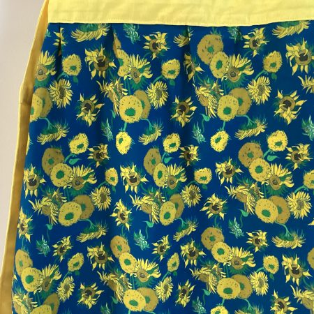 Classic Medium/Large Apron Handcrafted From Van Gogh’s Sunflowers Licensed Fabric