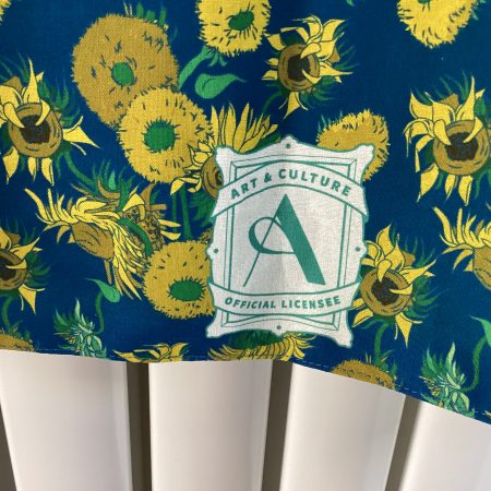 Classic Medium/Large Apron Handcrafted From Van Gogh’s Sunflowers Licensed Fabric
